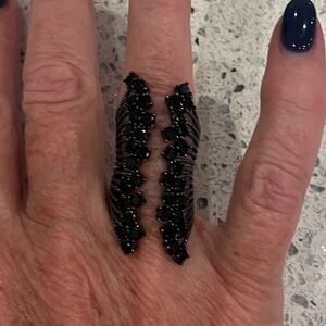 EUC Black Faux Crystal Ring